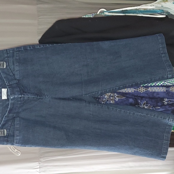 Dockers Women's Metro Capris Mid-rise Curvy Sz 8P - Picture 3 of 9